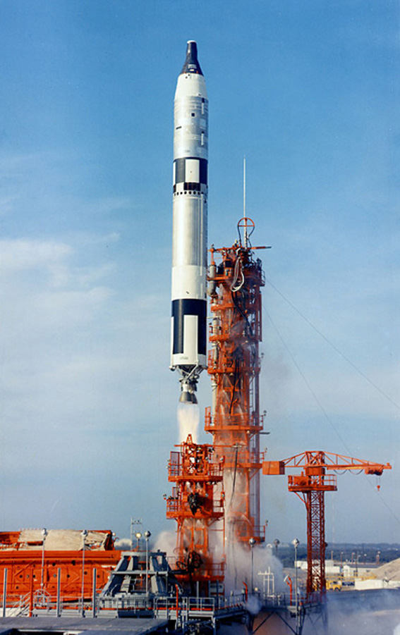 Gemini - 7 ir Gemini - 6